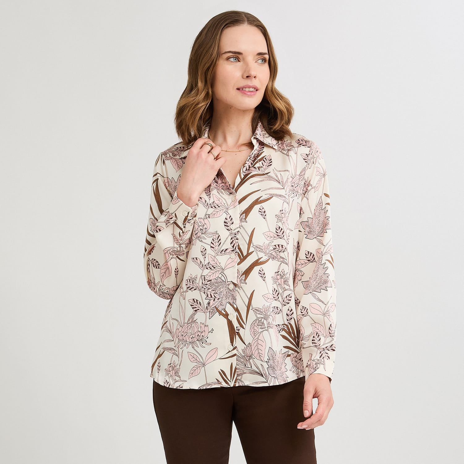 Blusa Manga Larga de Satin con Botones Estampada Beige